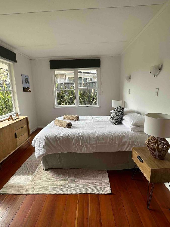Serene Lake Taupo Abode Екстериор снимка